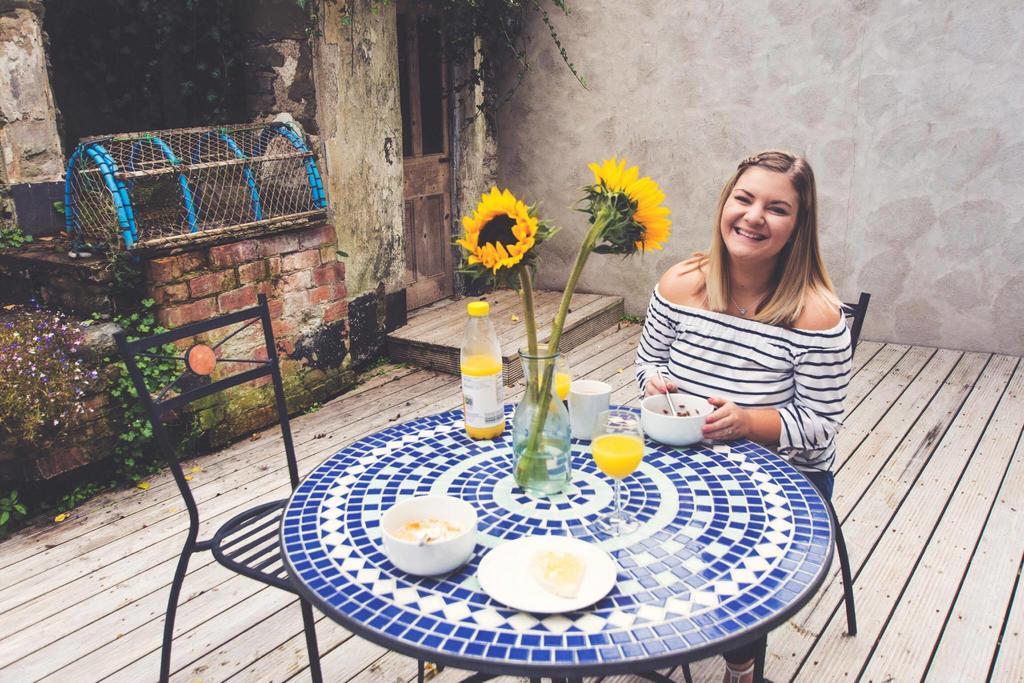 The Castle Apartment Strangford Bagian luar foto