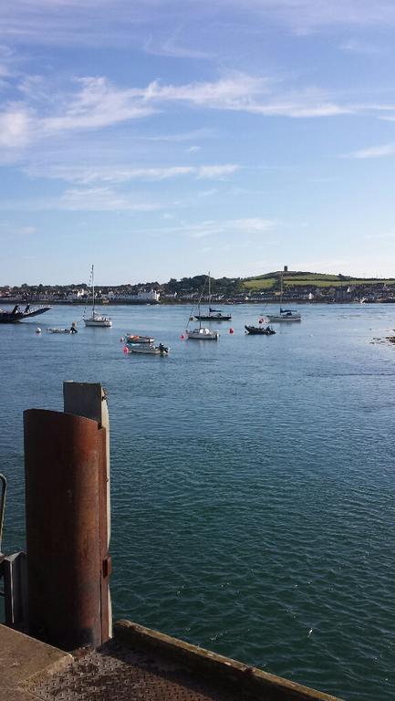 The Castle Apartment Strangford Bagian luar foto